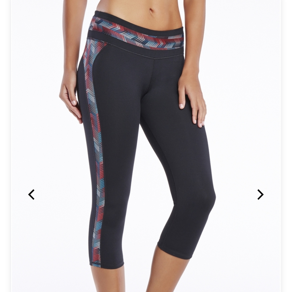 Fabletics Camican Chevron Black Crop Leggings